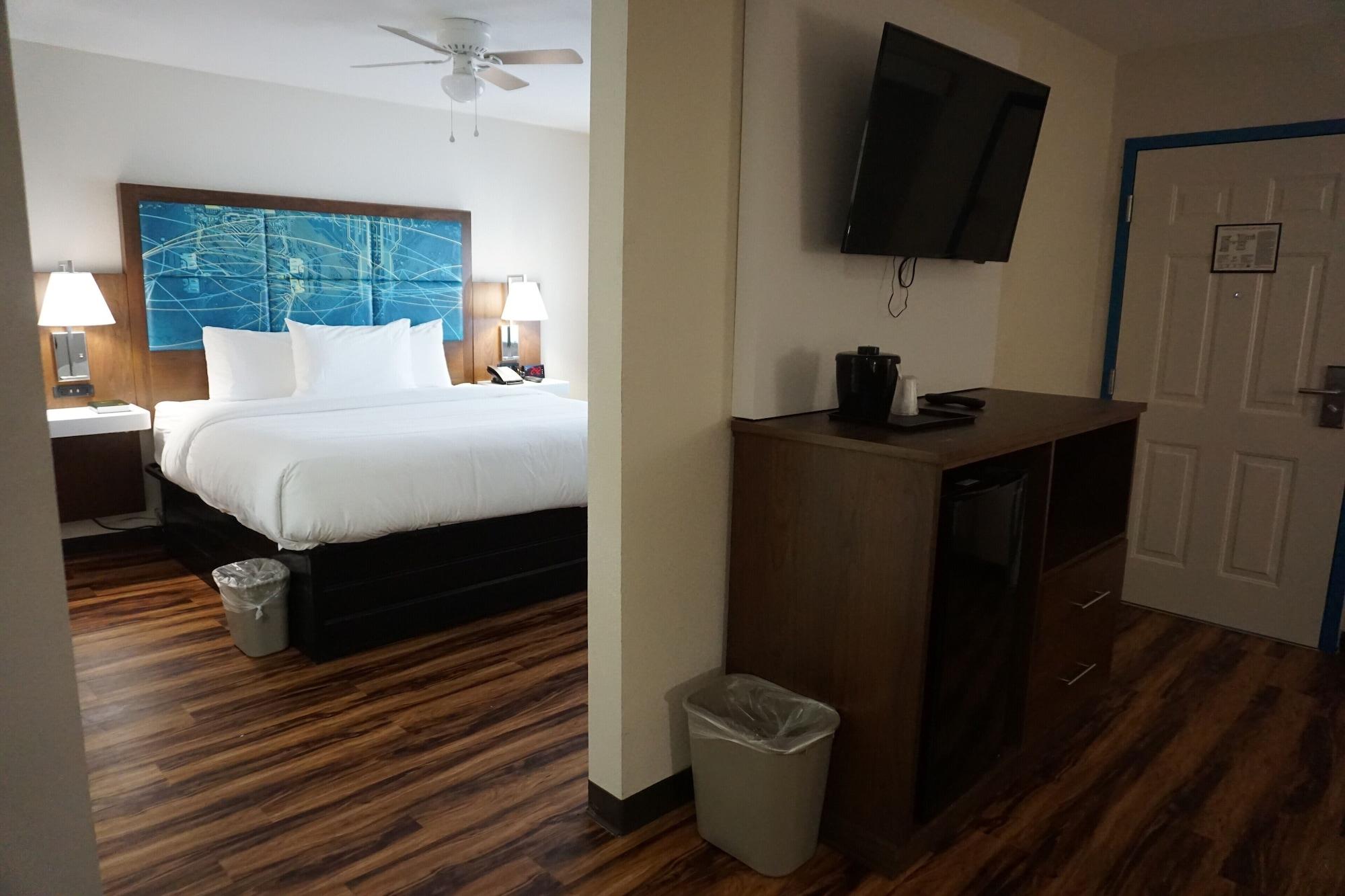 Red Lion Inn & Suites Nashville Airport Buitenkant foto