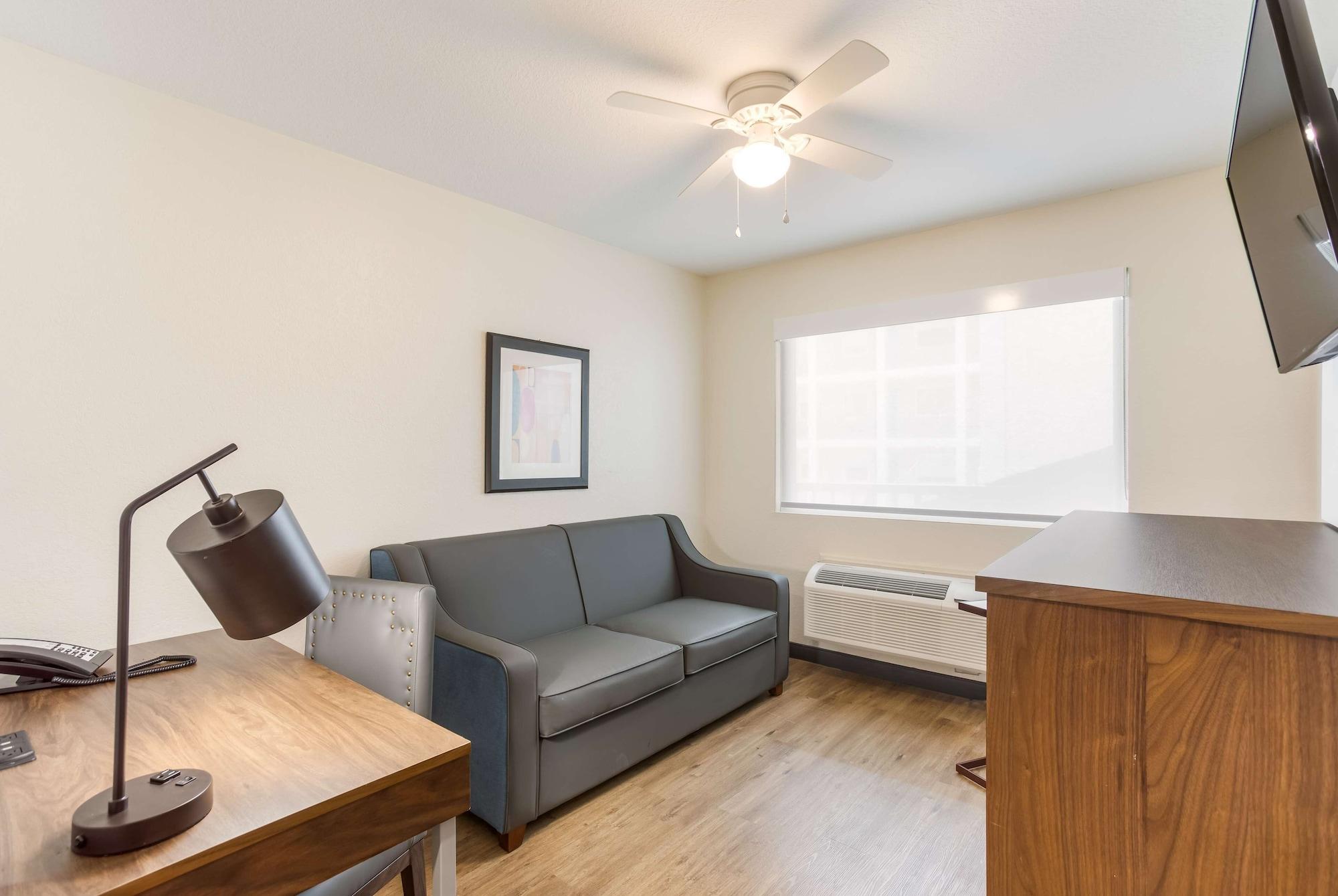 Red Lion Inn & Suites Nashville Airport Buitenkant foto