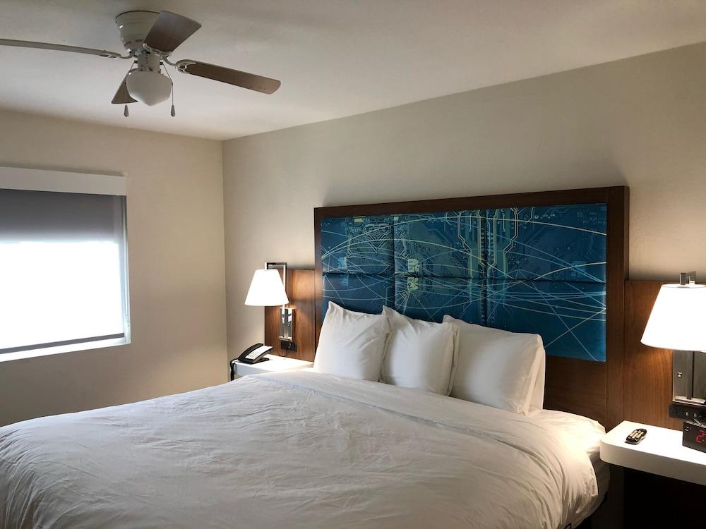 Red Lion Inn & Suites Nashville Airport Buitenkant foto