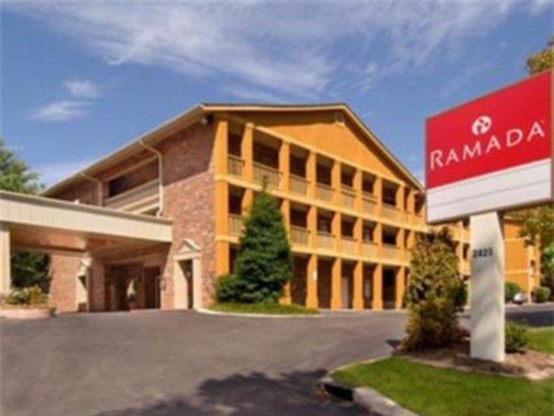 Red Lion Inn & Suites Nashville Airport Buitenkant foto