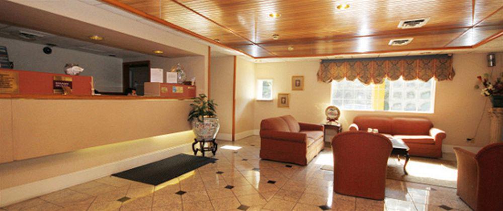 Red Lion Inn & Suites Nashville Airport Buitenkant foto